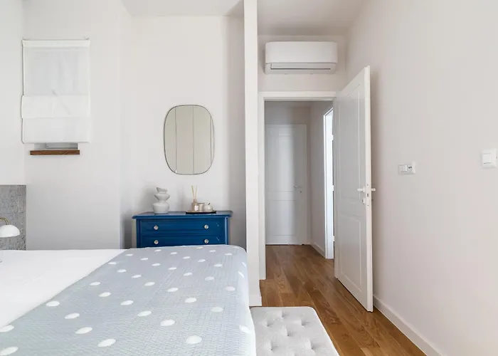Seaway Balcony & Sea View Apartman *